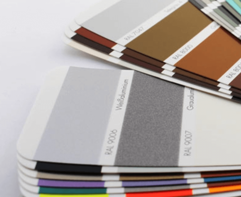 Farbpalette RAL nach Wahl für Rahmenfarbe der Fliegengitter